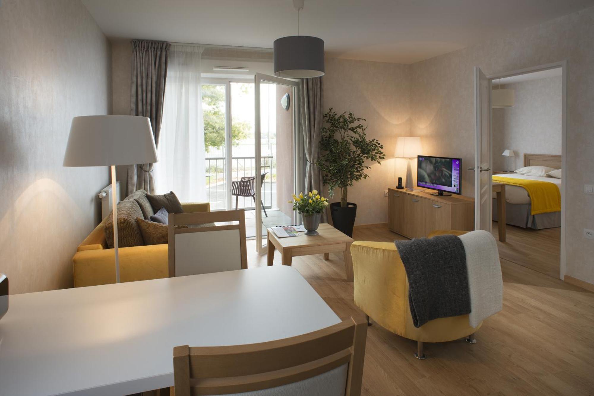 Aparthotel Domitys Le Jardin Des Trois Rois Romorantin-Lanthenay Camera foto