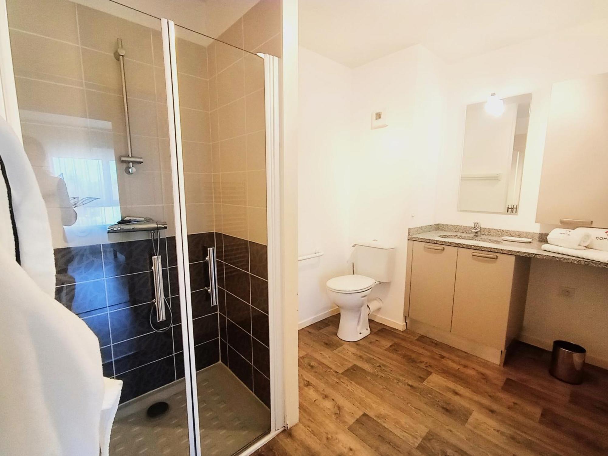 Aparthotel Domitys Le Jardin Des Trois Rois Romorantin-Lanthenay Esterno foto