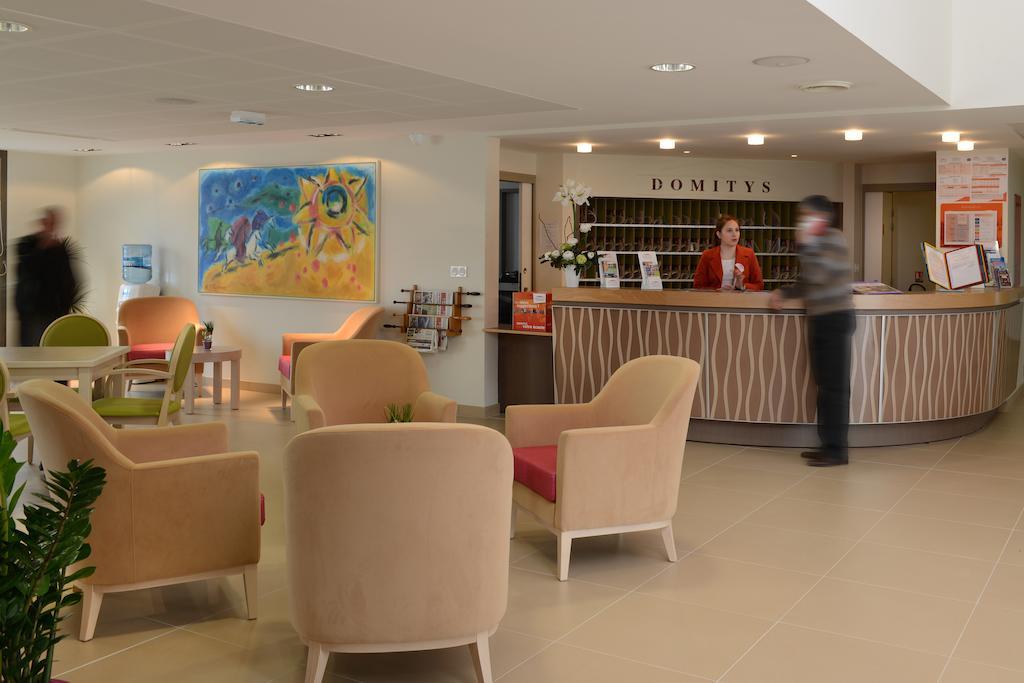 Aparthotel Domitys Le Jardin Des Trois Rois Romorantin-Lanthenay Esterno foto