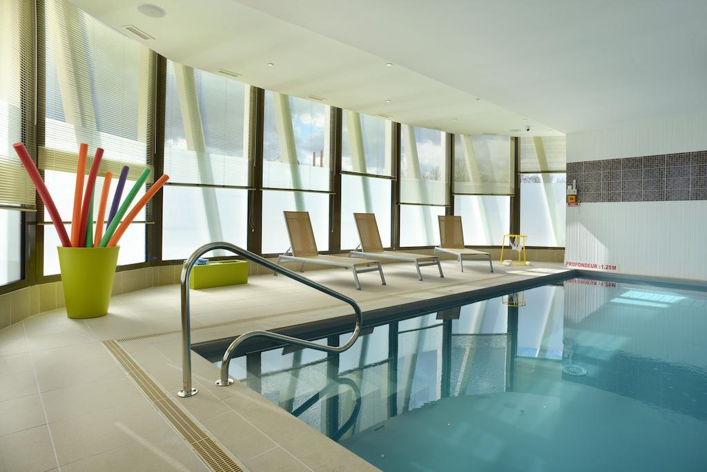Aparthotel Domitys Le Jardin Des Trois Rois Romorantin-Lanthenay Esterno foto